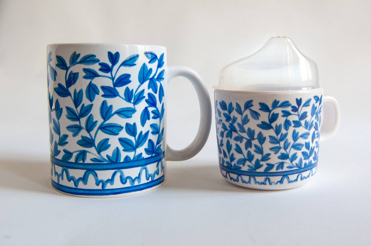 Blue and White Cup Set