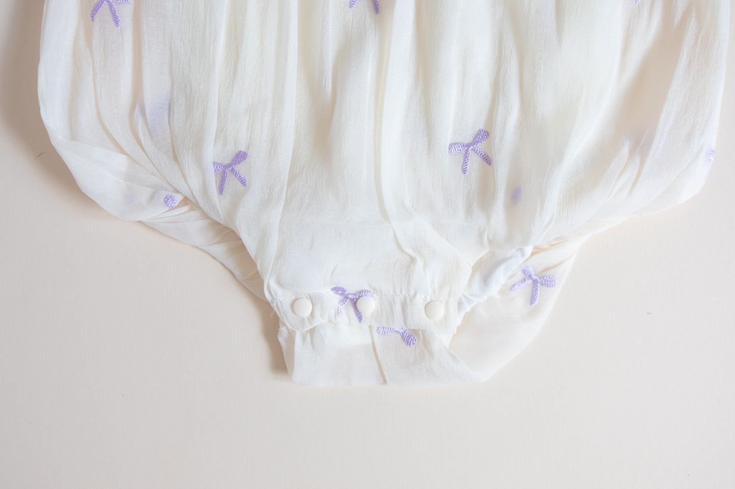 Lilac Bow Bubble